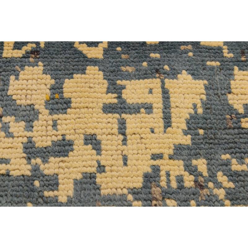 Shabby Chic Balochi Nava Blue/Beige Hand Knotted Wool Rug - 4'11'' x 6'5''