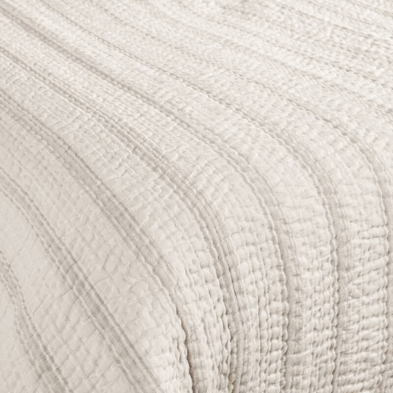 Villa by Classic Home Abraham Cotton Linen Quilt