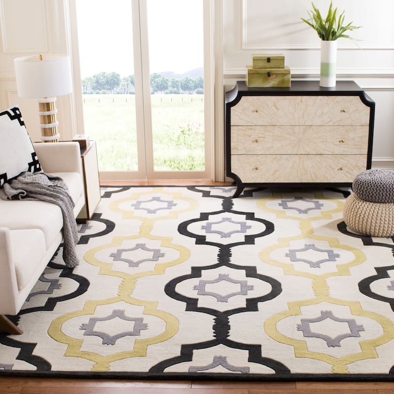 SAFAVIEH Handmade Chatham Vaka Modern Wool Rug - 8' x 10' - Ivory/Multi