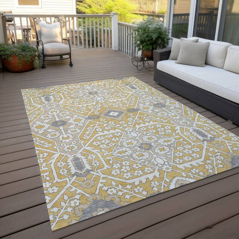 Machine Washable Indoor/ Outdoor Chantille Traditional Rug - Gold - 10' x 14'