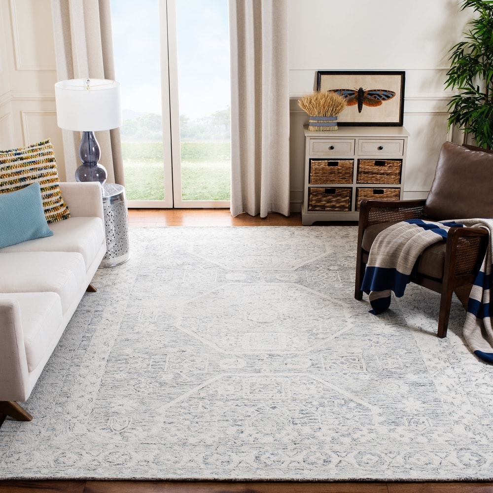 SAFAVIEH Handmade Micro-Loop Sunitha Transitional Wool Rug