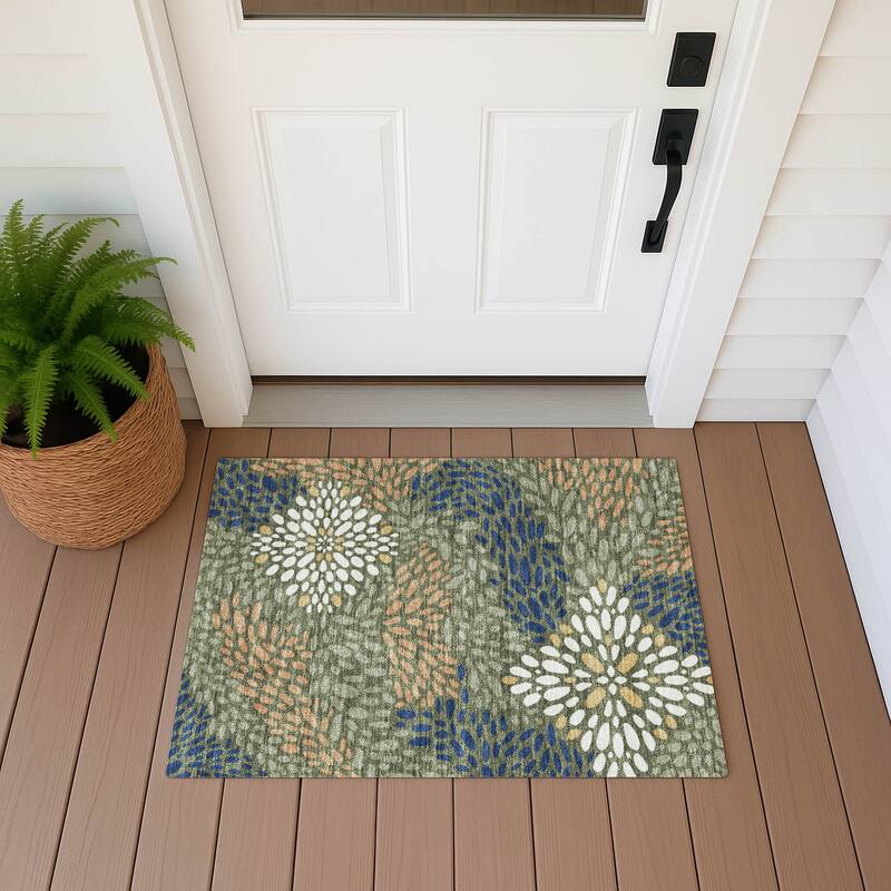 Machine Washable Indoor/ Outdoor Modern Genoa Chantille Rug - Olive - 1'8" x 2'6"