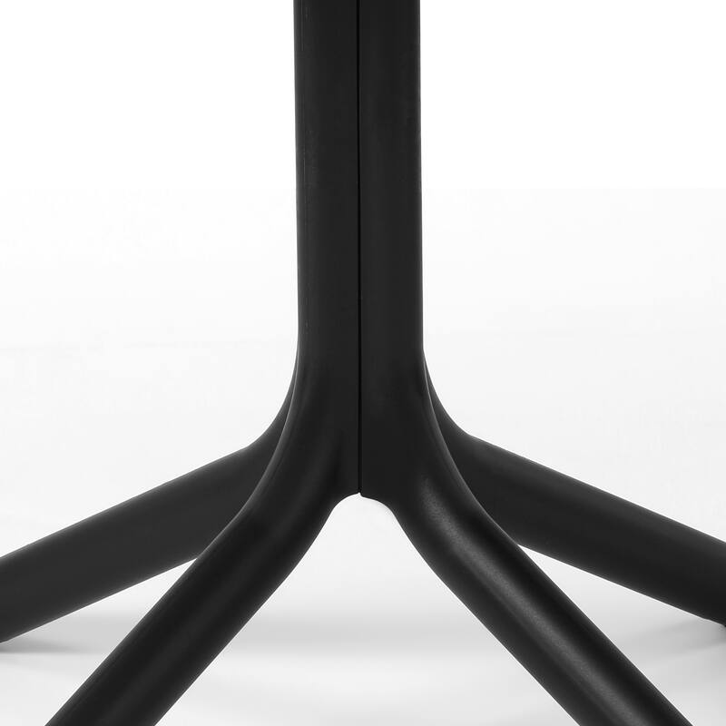 Frond and Form 31.5" Outdoor Round Dining Table
