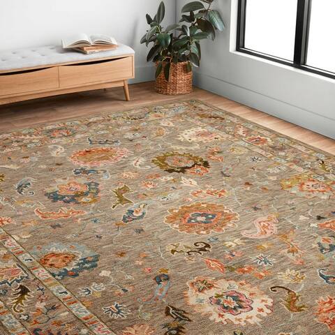 Alexander Home Megan Traditional Floral Area Rug