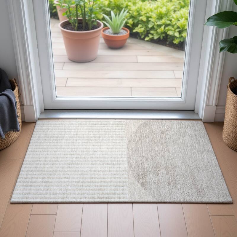 Machine Washable Indoor/Outdoor Contemporary Mod Chantille Rug
