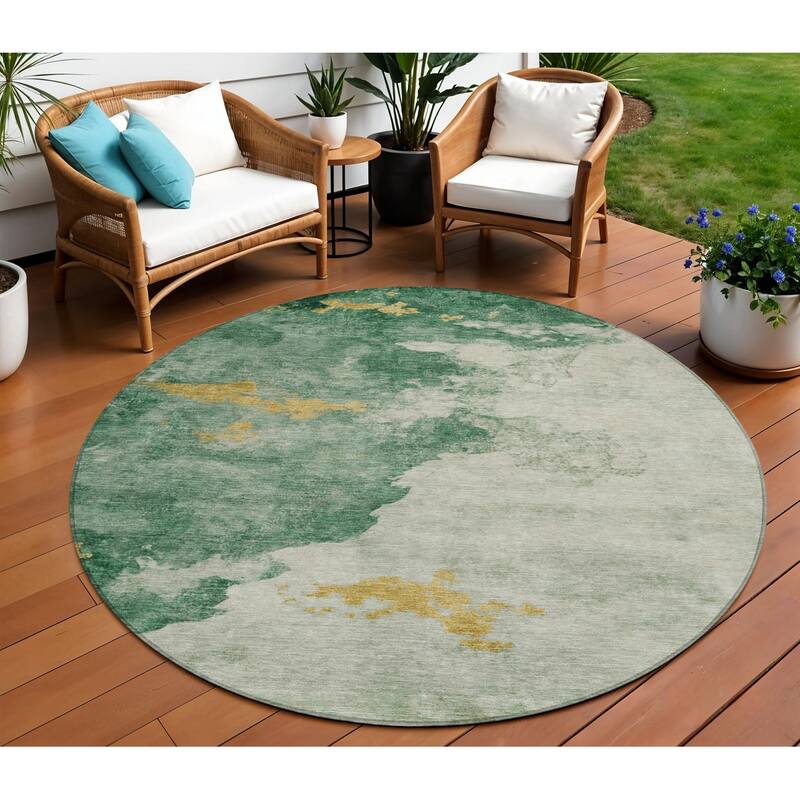 HomeRoots Abstract Transitional Rectangle Outdoor Rug - 8' Round