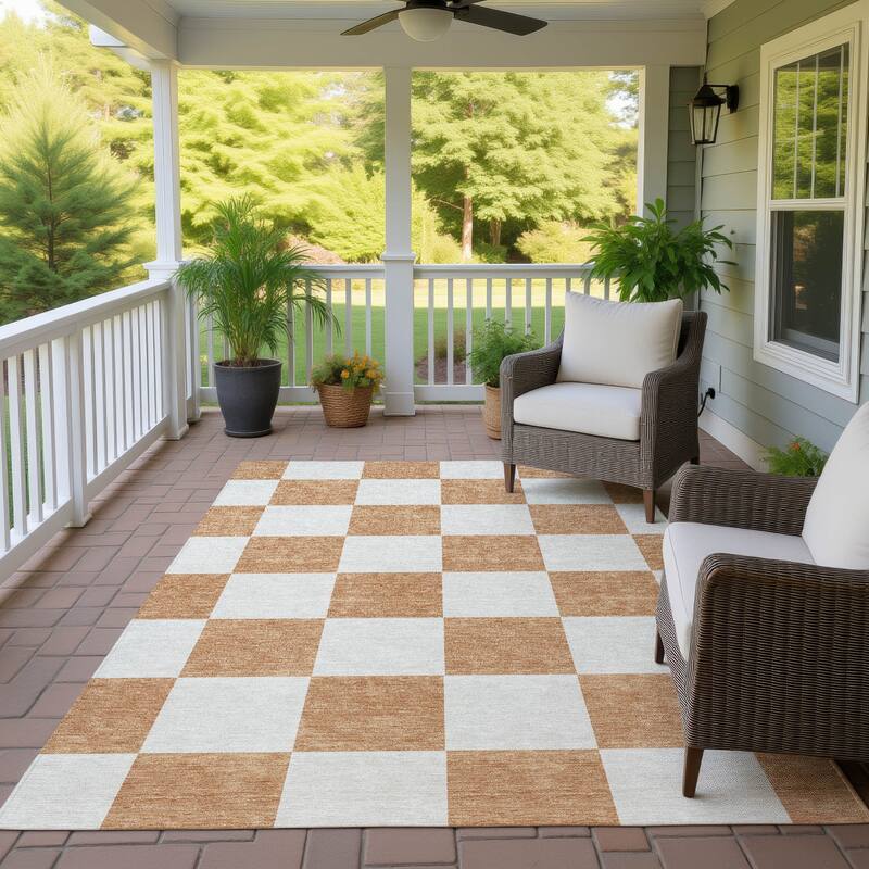 Machine Washable Indoor/ Outdoor Modern Checker Chantille Rug
