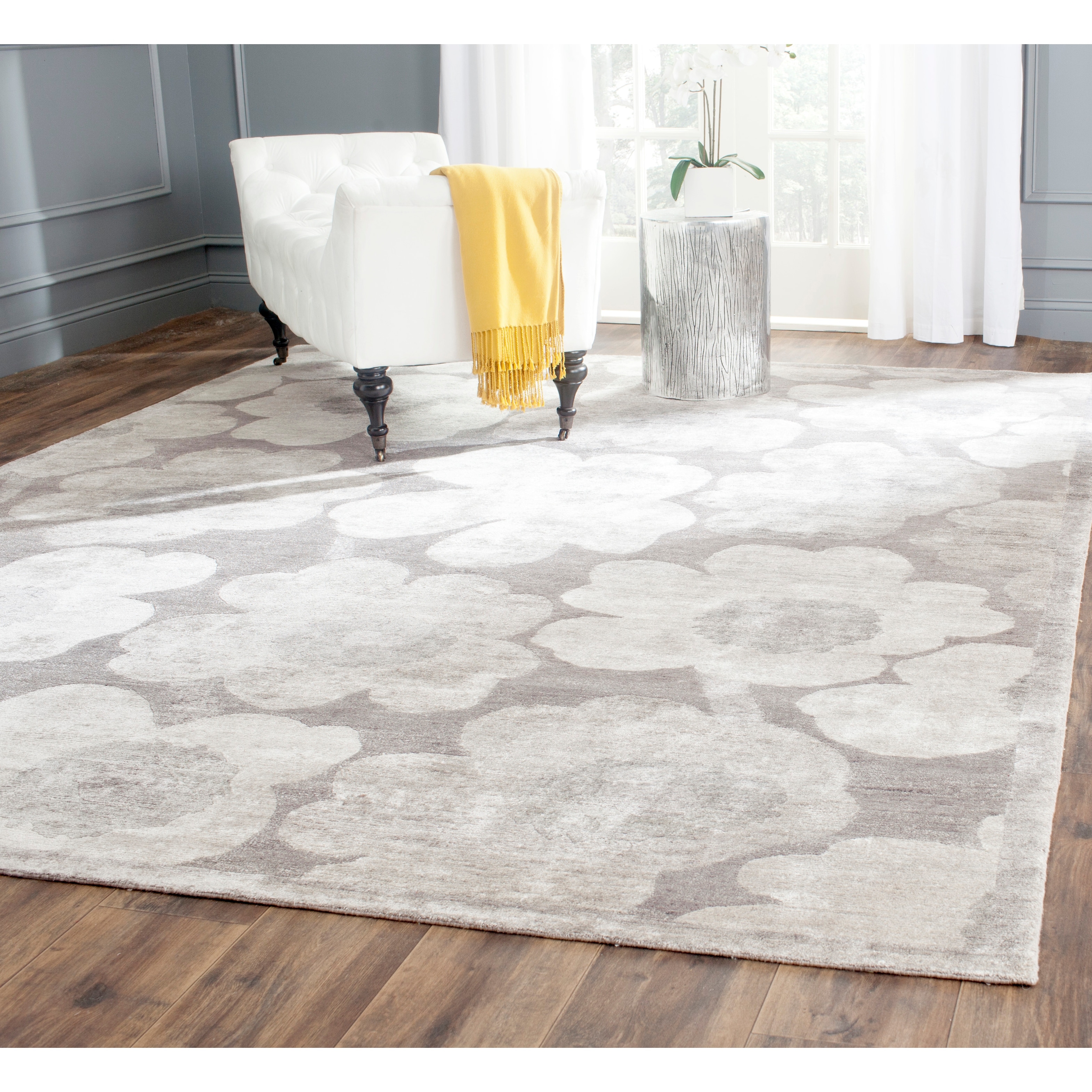 SAFAVIEH Couture Hand-knotted Tibetan Sheribane Modern Wool Rug