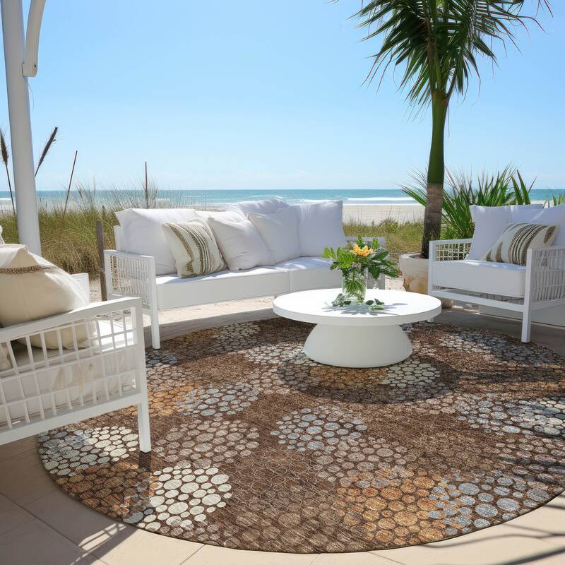 Machine Washable Indoor/ Outdoor Chantille Modern Bubbles Rug - Fudge - 8' x 8'