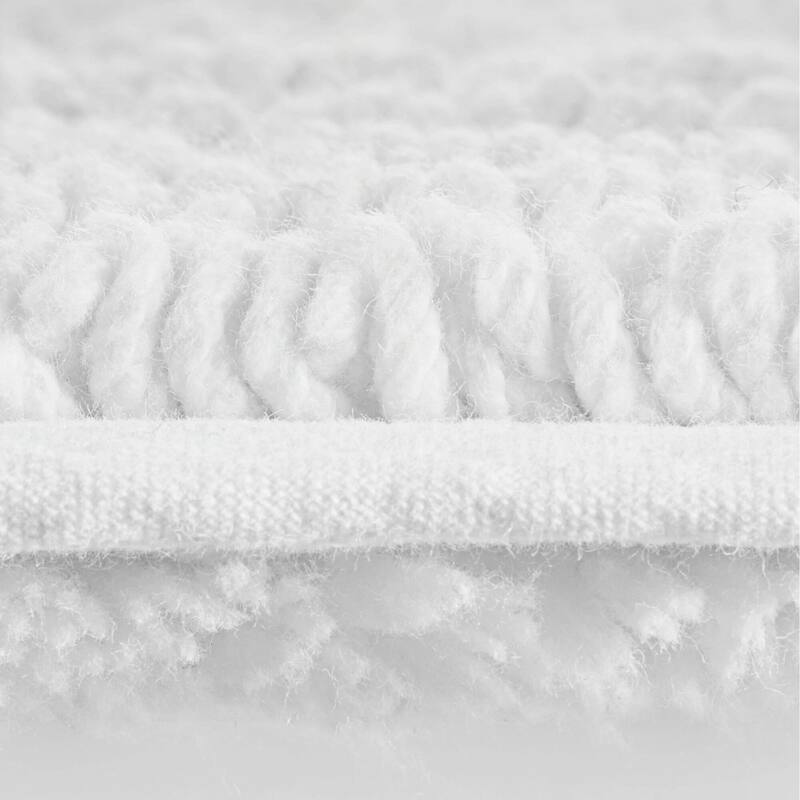 1 PCS 24x60"Tufted 3000 GSM Reversible Bath Rug White - 5' x 2'