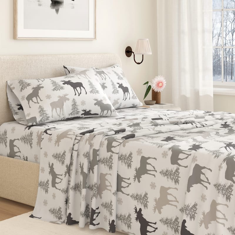 Linery & Co. Ultra-Soft Turkish Cotton Flannel Christmas Print Sheet Set