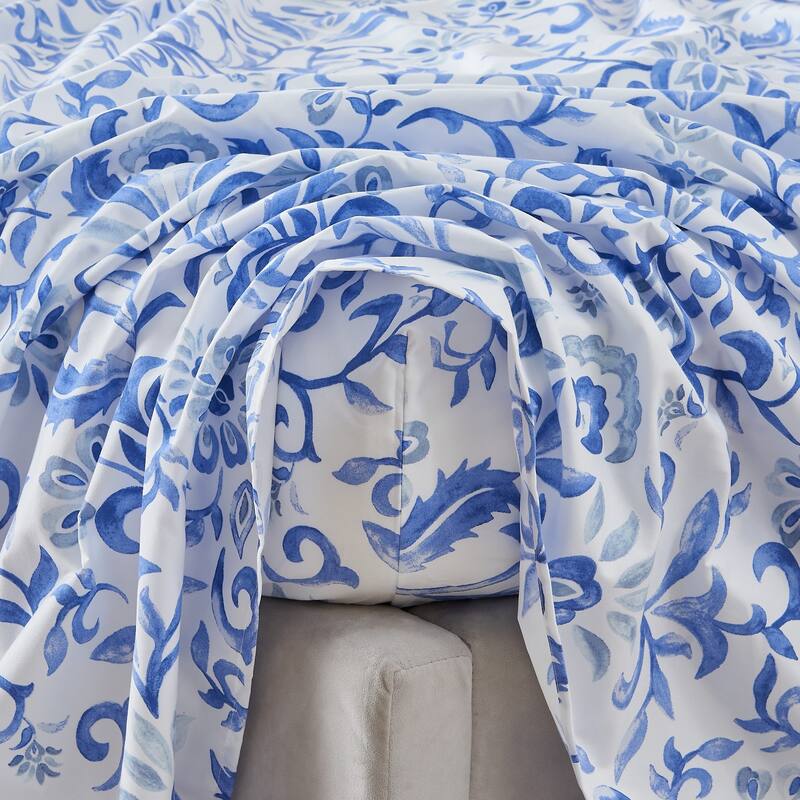 Linery & Co. Ultra-Soft Brushed Winter-Themed Microfiber Sheet Set