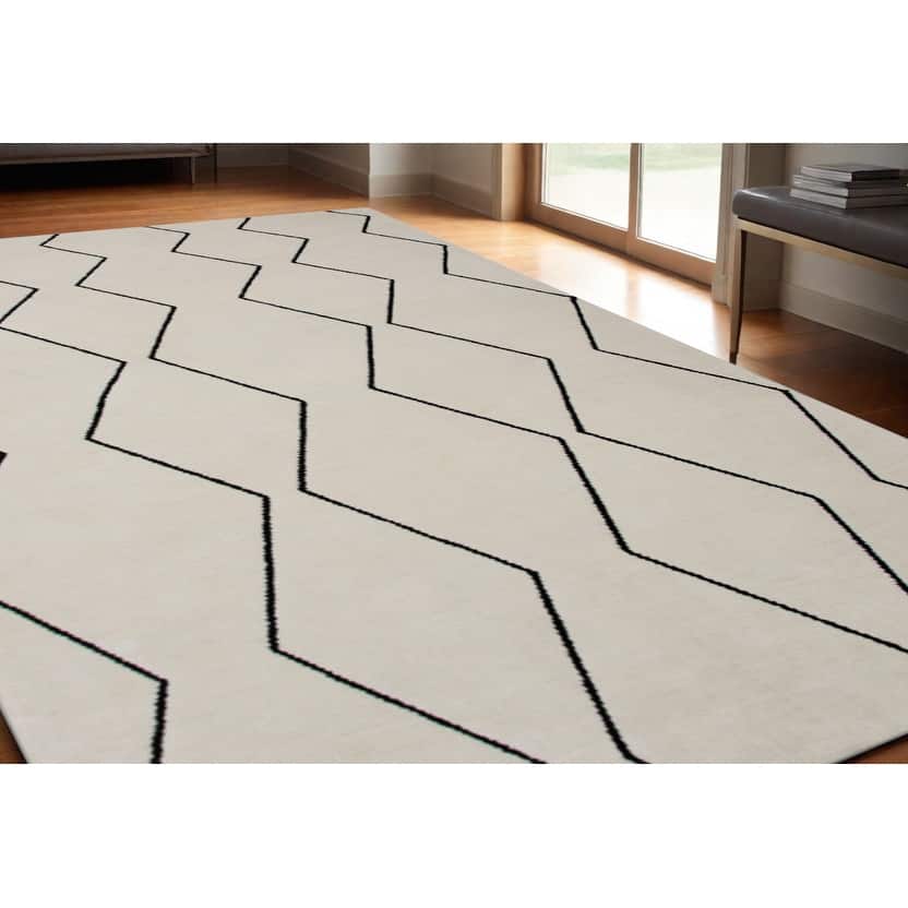 Mujax Power Loomed Distressed Geometric Modern Non Skid Stain Resistant Durable Area Rug By HomeRoots