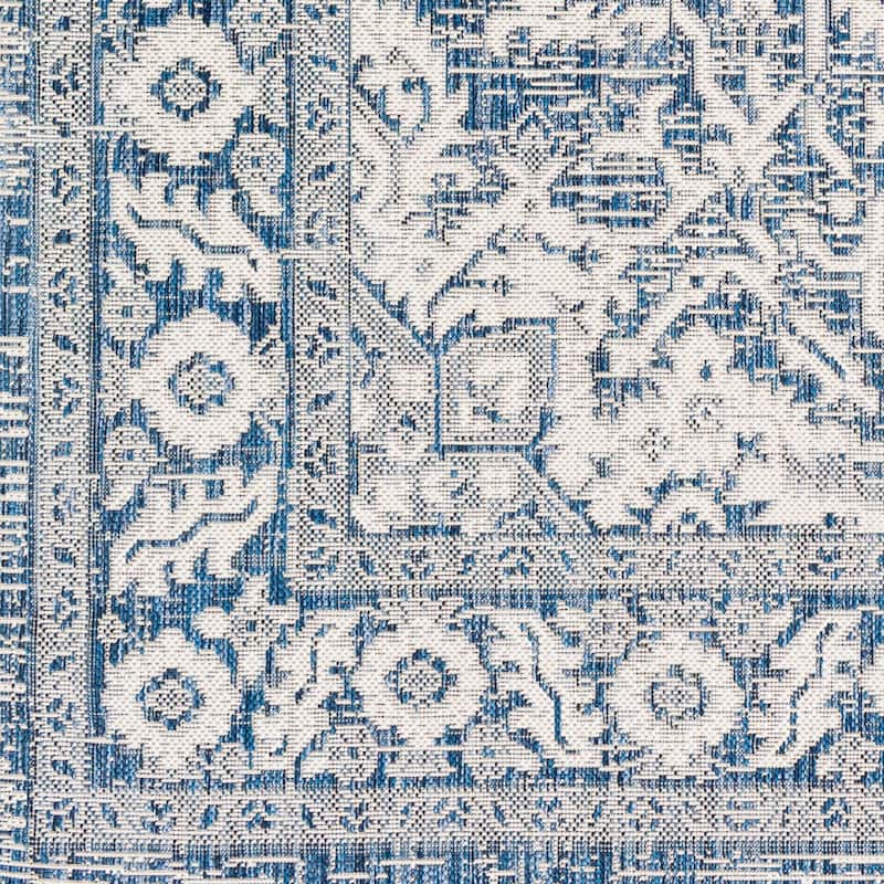Livabliss Peregrine Indoor/ Outdoor Updated Medallion Area Rug