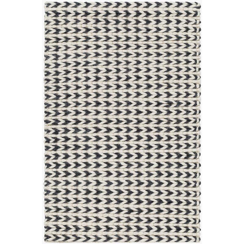 Livabliss Sundance Casual Dots Area Rug