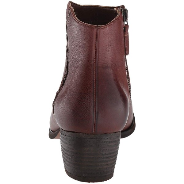 clarks clog boots