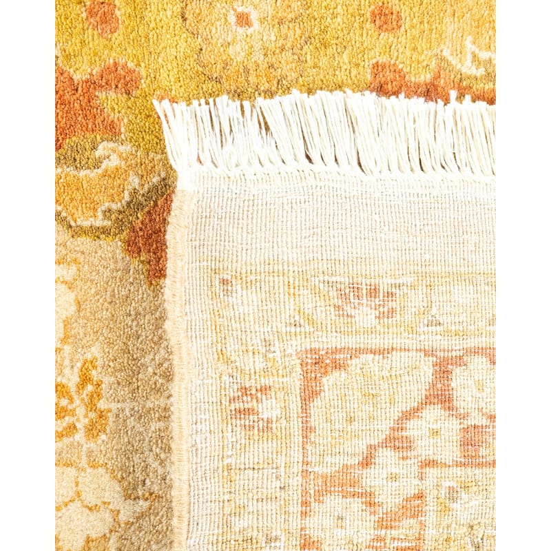 Overton Handknotted Wool Traditional Oriental Ivory Area Rug - 6' x 9'