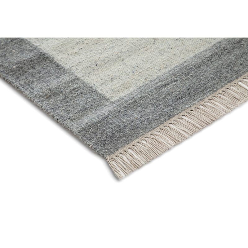 Terra by Obeetee Nu Maison Soft Border Rug - Navy - 7'9" x 9'9"