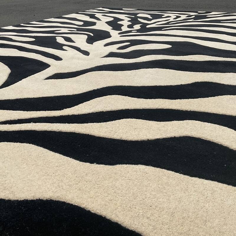 HERAT ORIENTAL Handmade Tibetan Zebra Wool Rug Collection