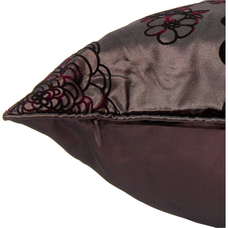 Violet Linen Silky Bloom Daisy Flower Pattern, 17 Inch x 17 Inch, Square, Decorative Accent Throw Pillow
