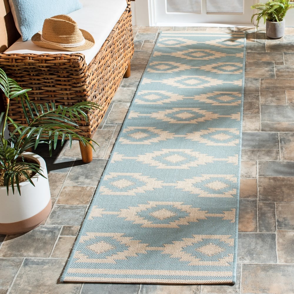 SAFAVIEH Beach House Jannita Indoor/ Outdoor Waterproof Patio Backyard Rug