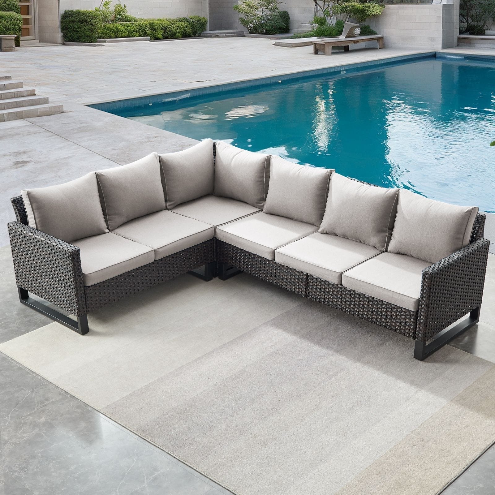 Option Brown Wicker / Beige Cusion