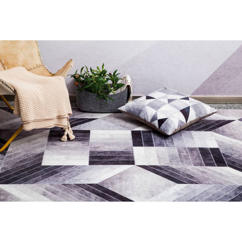 Capri Collection Patterned Faux Cowhide Printed Rug