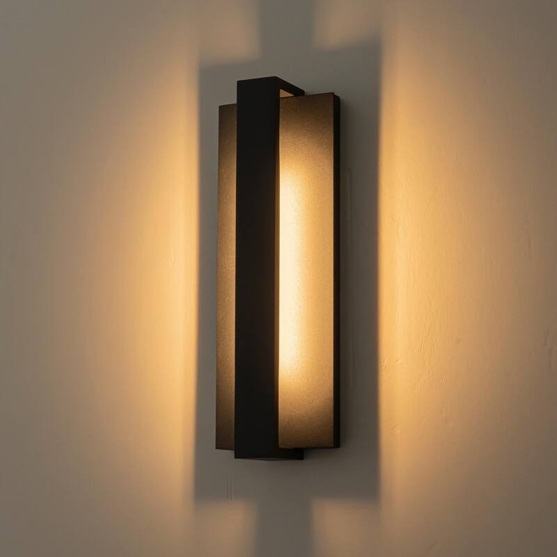 Modern Black Outdoor Wall Lights Aluminum Linear Dimmable LED Wall Sconce Lights for Outside