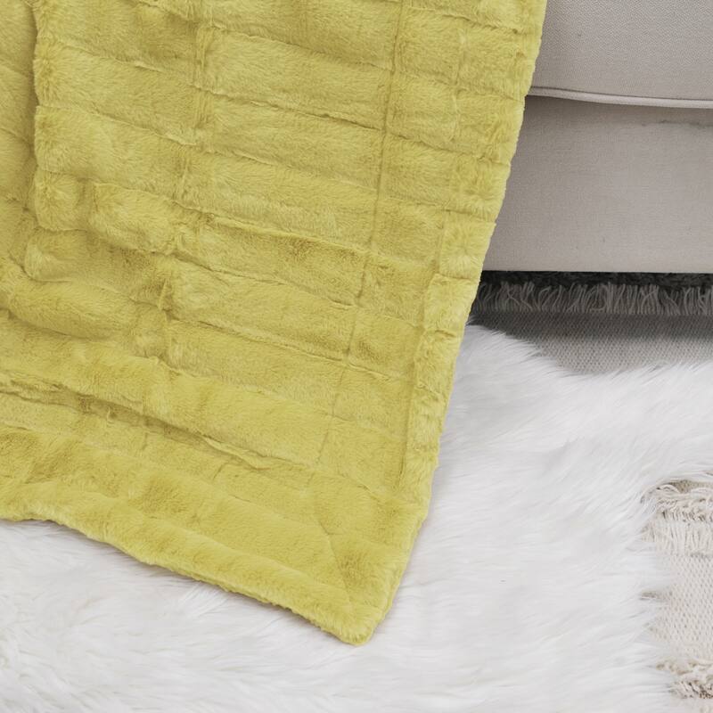 Supermink Decorative Fauxfur Throw 50'' x 60''