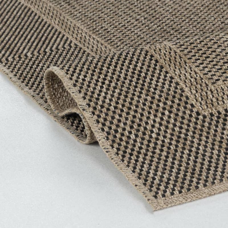 Arianna Collection Jute/Black Indoor/Outdoor Casual Area Rug