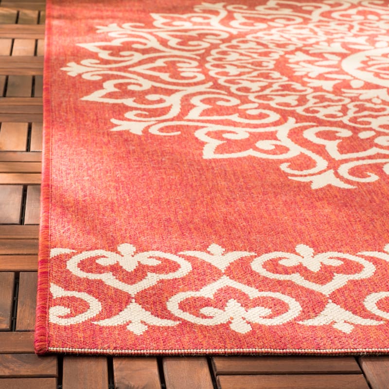 SAFAVIEH Beach House Angelien Indoor/ Outdoor Waterproof Patio Backyard Rug