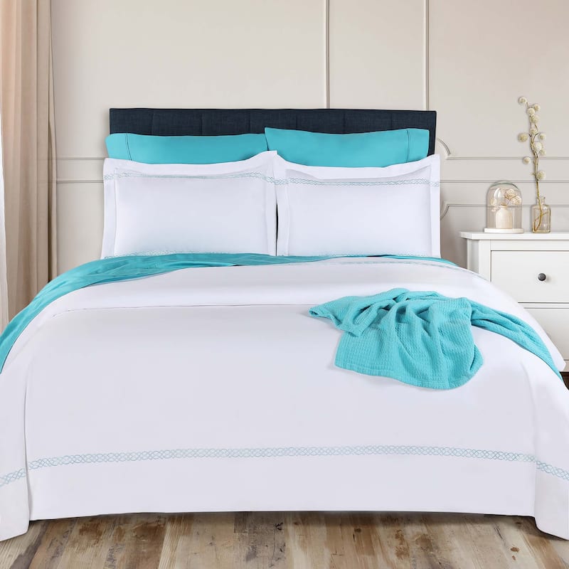 Superior Egyptian Cotton 1000 Thread Count Embroidered Scroll Duvet Cover Set - White-Blue - Full - Queen