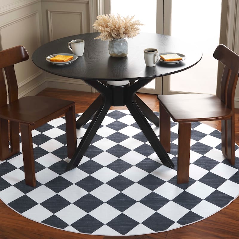 SAFAVIEH Santa Clara Manervia Modern & Contemporary Rug - 6' Round - Ivory/Black