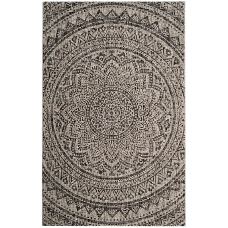 SAFAVIEH Courtyard Fran Mandala Indoor/ Outdoor Waterproof Patio Backyard Rug