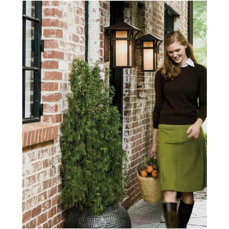 Hinkley Lighting 13.5" Height 1 Light Lantern Outdoor Wall Sconce in