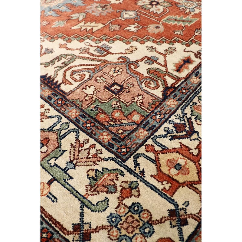 Serapi Collection Hand-Knotted Rust/Beige Wool Rug - 4' 0'' X 5'11''