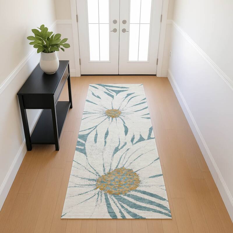 Machine Washable Indoor/ Outdoor Floral Chantille Rug