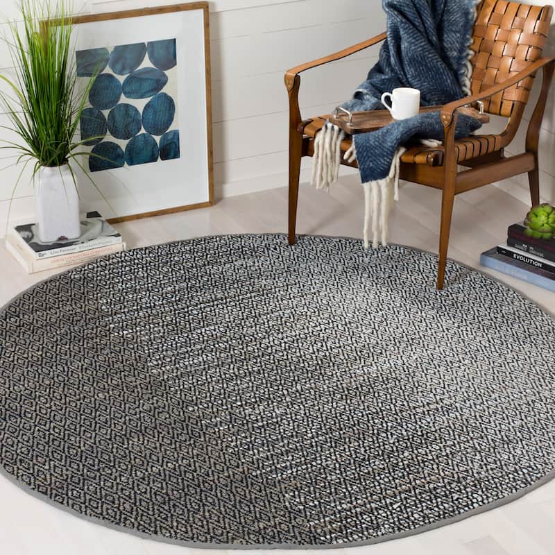 SAFAVIEH Handmade Vintage Boho Leather Denita Modern Stripe Leather - 6' x 6' Round - Light Grey/Grey - Runner/Round