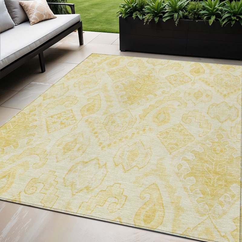 HomeRoots Moroccan Transitional Rectangle Outdoor Rug - 5' X 8'