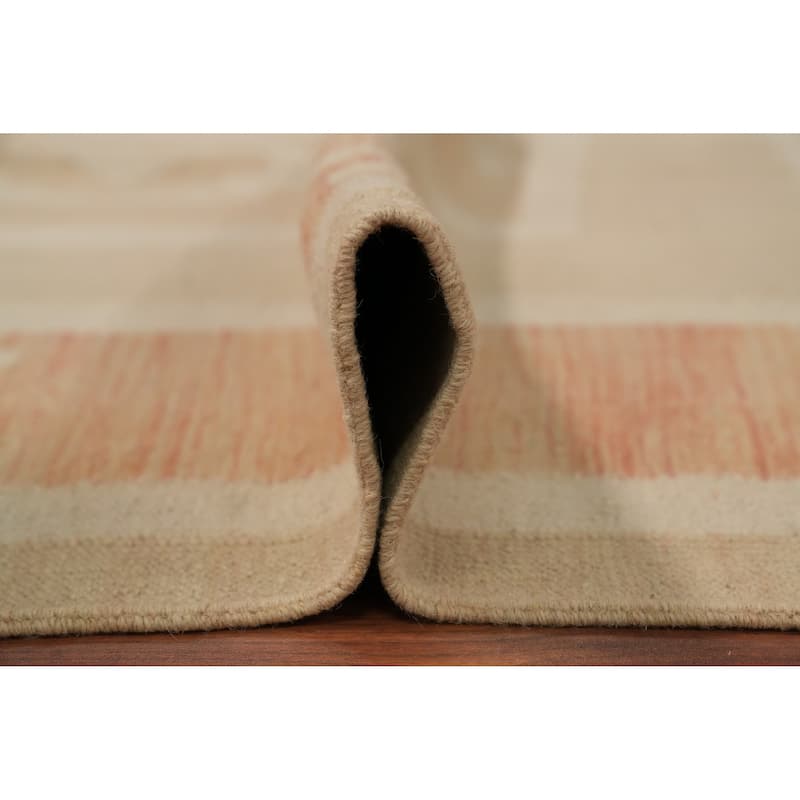 Hand Woven Oriental 100% Wool Carpet Southwestern Tribal Beige & Ivories Kilim Area Rug - 8' 1'' X 5' 1''