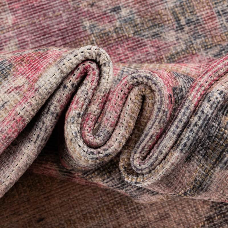 Transitional Pria Collection Area Rug