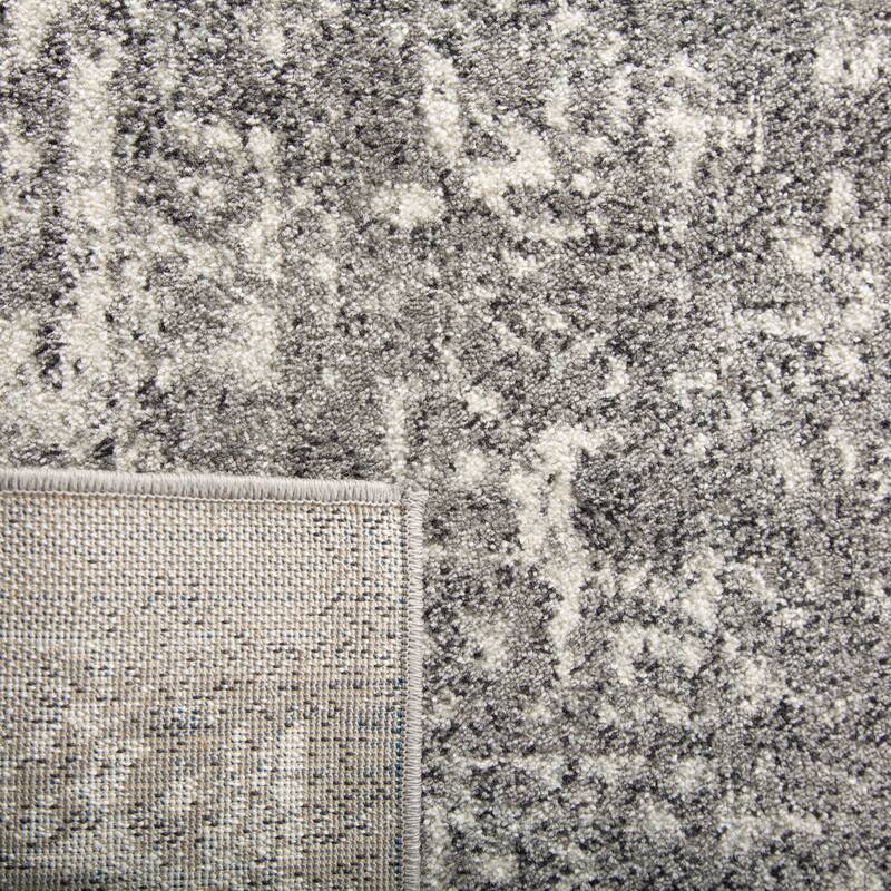 SAFAVIEH Evoke Quinn Vintage Distressed Rug