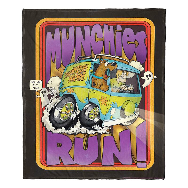 Warner Brothers Scooby Doo Munchies Run Silk Touch Throw Blanket
