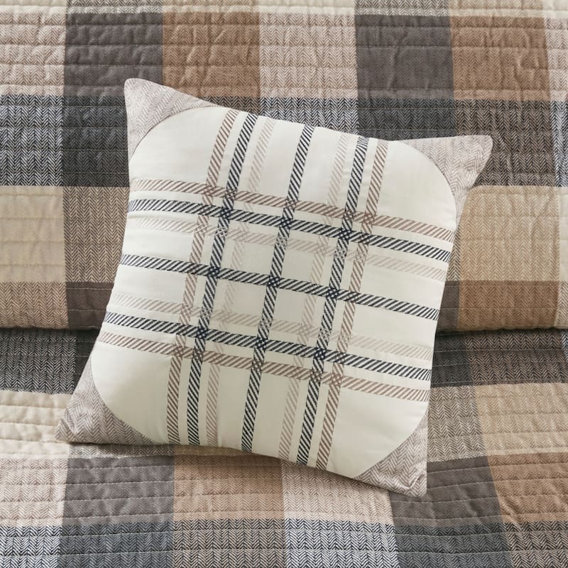 Madison Park Pioneer 6 Piece Printed Herringbone Quilt Set with Throw Pillows
