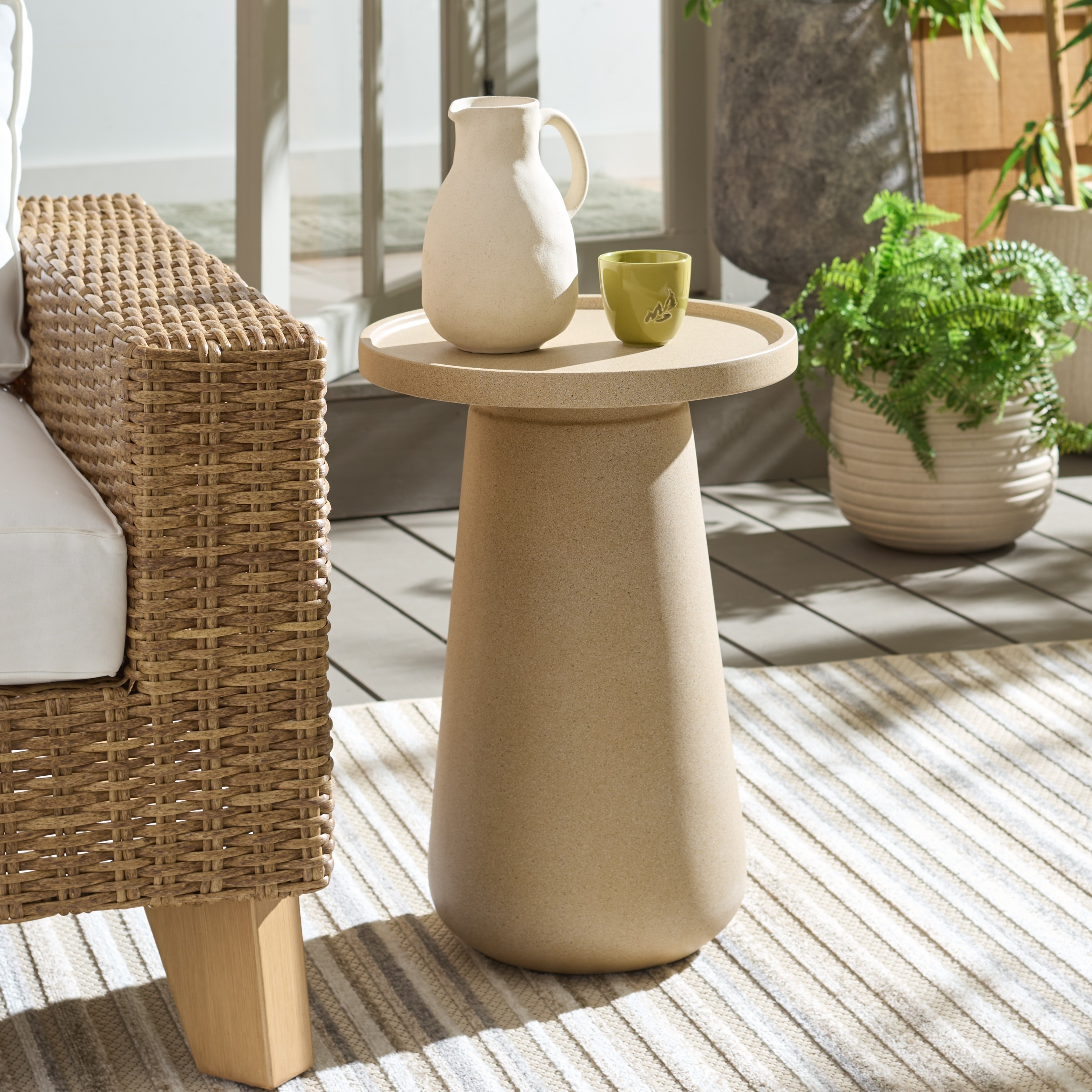 SAFAVIEH Outdoor Patio Furniture Tina Accent Table, Side Table with Tray Top for Indoor and Outdoor Use - 15"W x 15"D x 21"H