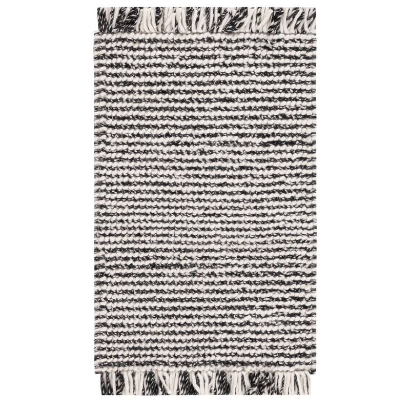 SAFAVIEH Natura Bernetta Wool Fringe Rug - 4' x 6' - Black/Ivory
