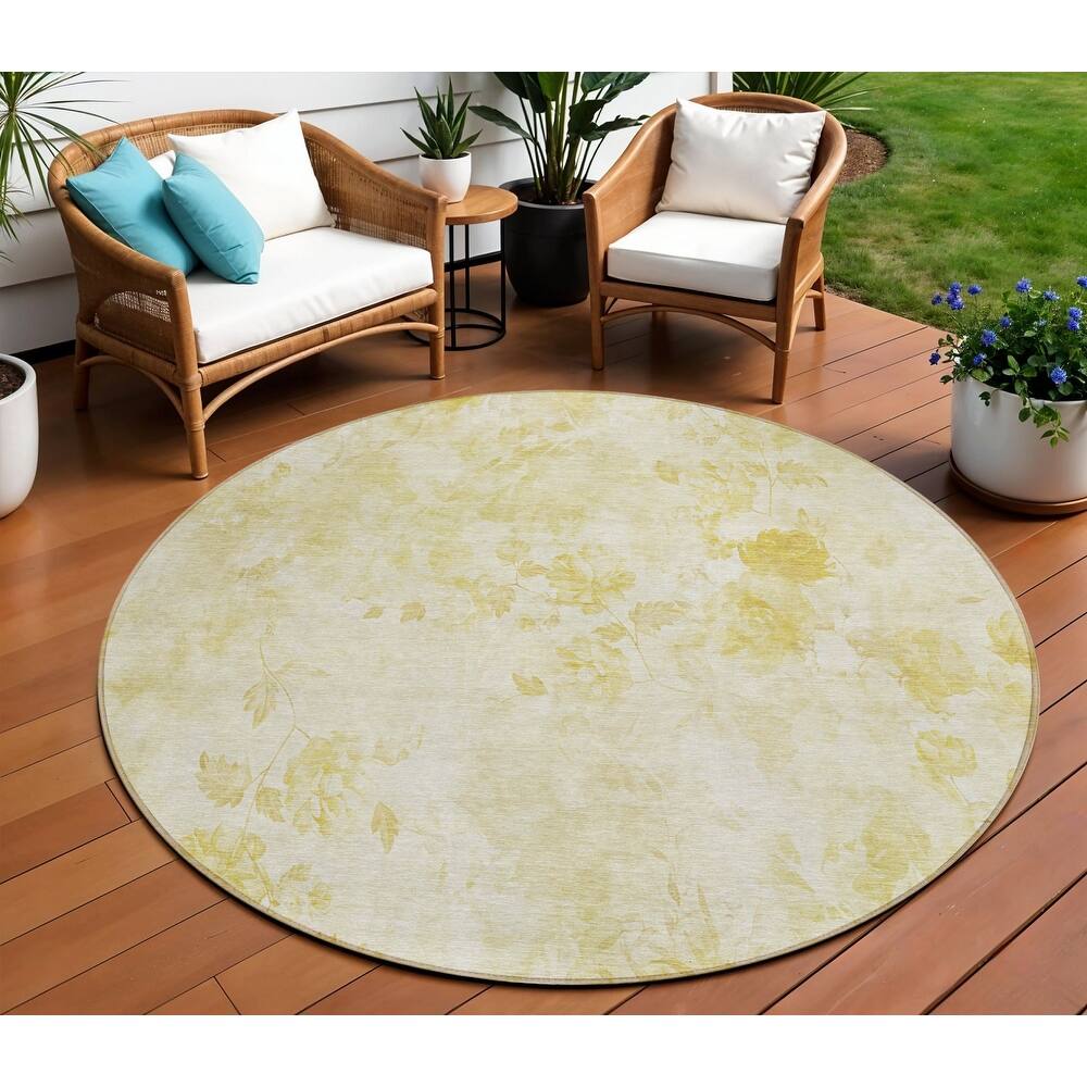 HomeRoots Floral Transitional Rectangle Outdoor Rug