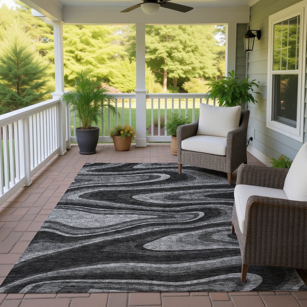 Machine Washable Indoor/ Outdoor Abstract Busey Chantille Rug