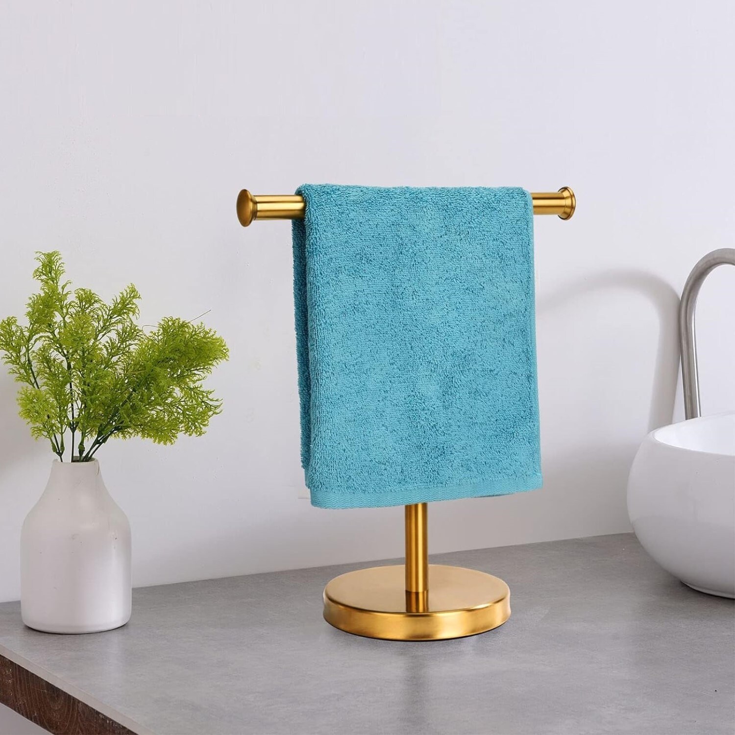 Fingertip towel rack deals