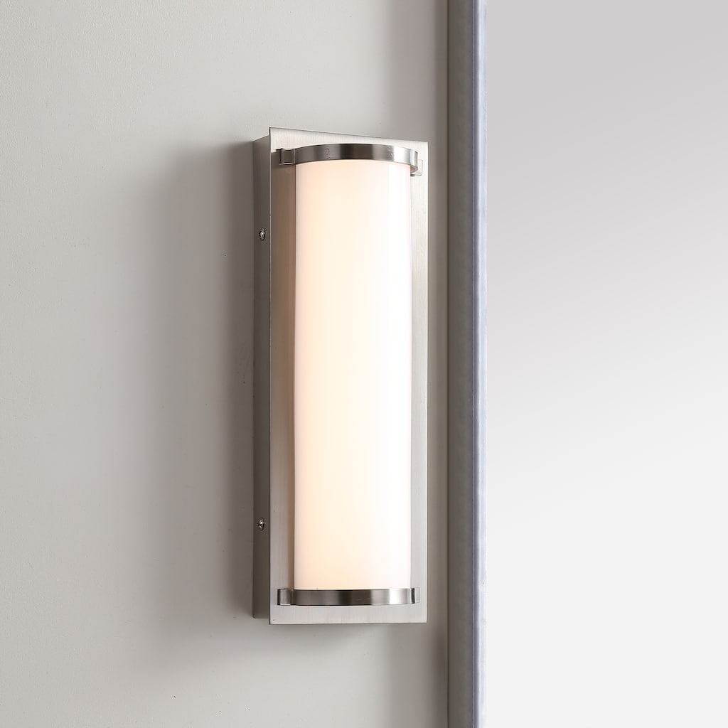 SAFAVIEH Lighting Luka Vanity Bar Bathroom Sconce - 12"x4.3"x3"